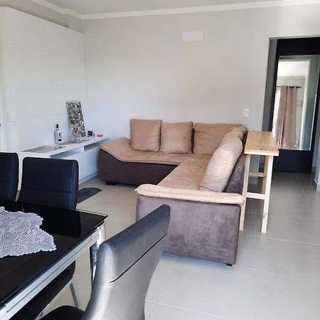 Agradavel Apartamento Em Bairro Silencioso... Camboriu Εξωτερικό φωτογραφία
