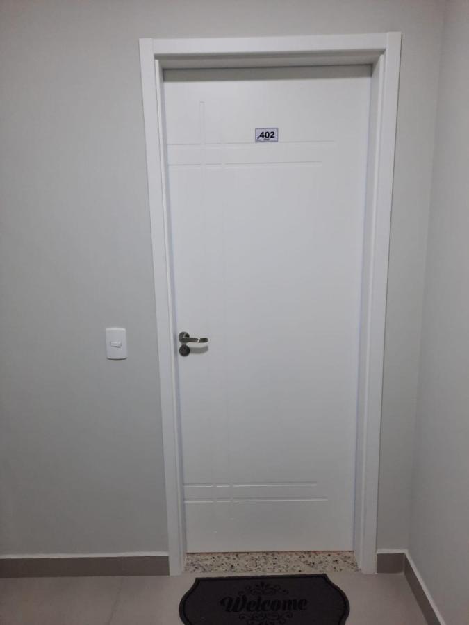 Agradavel Apartamento Em Bairro Silencioso... Camboriu Εξωτερικό φωτογραφία